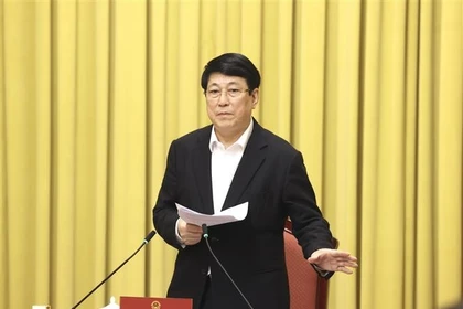 Le président Luong Cuong s’exprime lors de la réunion, à Hanoi, le 27 janvier. Photo : VNA