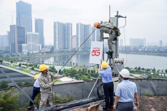 Viettel lance officiellement son réseau 5G le 15 octobre. Photo : VNA 1.jpg