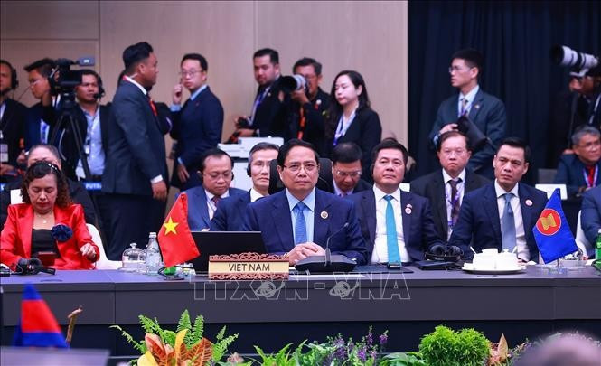 Le Premier ministre Pham Minh Chinh lors du 26e Sommet ASEAN-République de Corée à Kuala Lumpur, en Malaisie. Photo : VNA