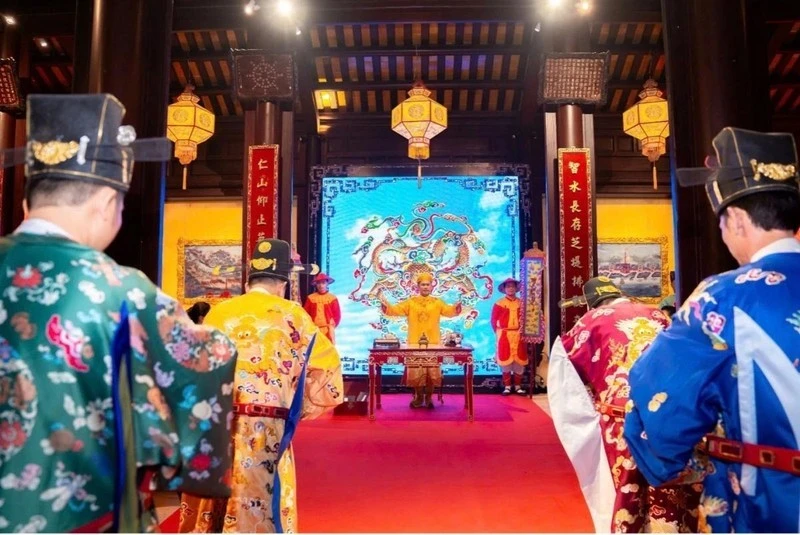 Le rituel impérial du banquet de thé royal. Photo: VOV