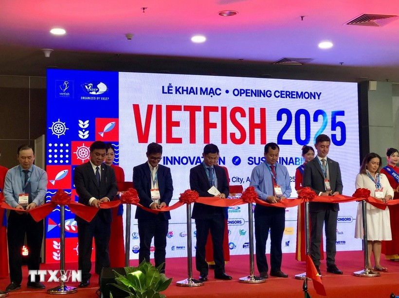 Cérémonie d’ouverture de Vietfish 2025 2025, tenue le 20 août dans la mégapole du Sud. Photo: VNA
