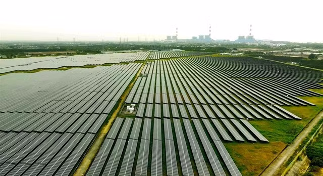 Une centrale solaire dans la province de Vinh Long. Photo: VNA