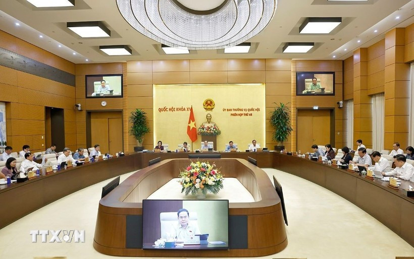 Une réunion du Comité permanent de l’Assemblée nationale. Photo: VNA