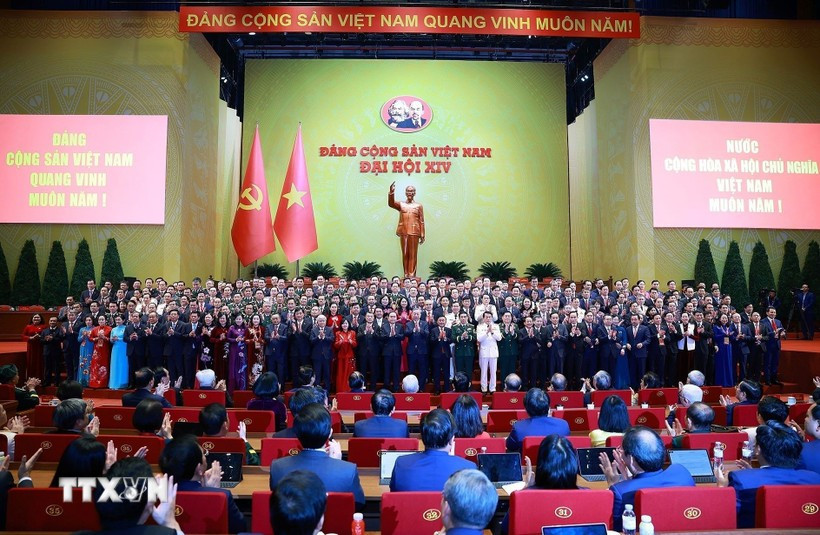 Séance de clôture du 14e Congrès national du Parti communiste du Vietnam. Photo: VNA