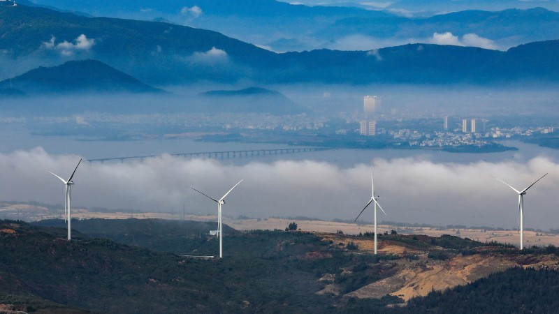 Une centrale éolienne à Gia Lai. Photo : nhandan.vn