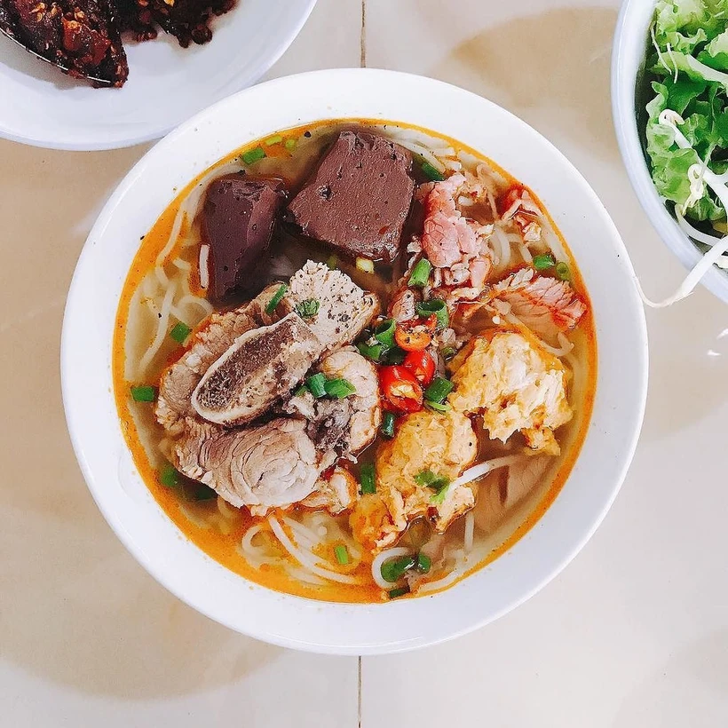  Bun bo Huê (soupe de nouilles au bœuf de Huê). Photo: flickr.com