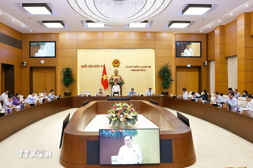 Le président de l’Assemblée nationale Trân Thanh Mân s’exprime en ouverture de la 47e session du Comité permanent de l’Assemblée nationale. Photo : VNA