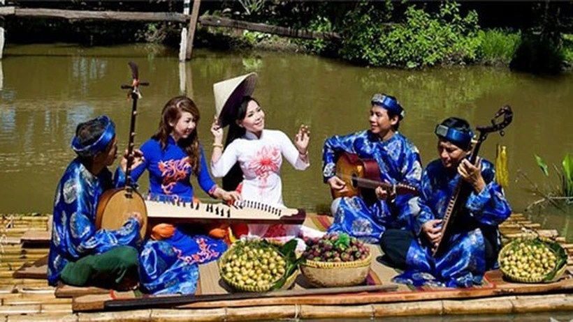 Une représentation du don ca tài tu (chant des amateurs du Sud). Photo: moitruongdulich.vn