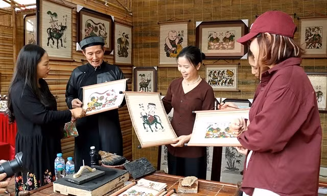 L’art des estampes populaires de Dông Hô fait partie des trésors des beaux-arts du Vietnam. Photo: baobacninhtv.vn