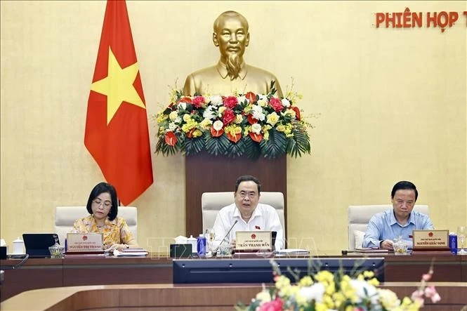 Le président de l’Assemblée nationale, Trân Thanh Mân (centre). Photo : VNA