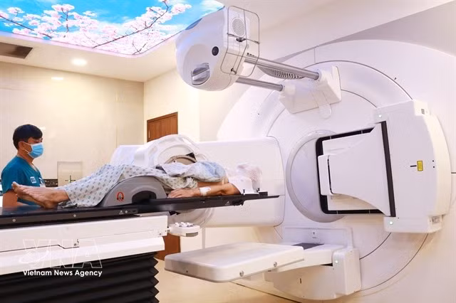 Un équipement moderne pour le diagnostic et le traitement du cancer à l'Hôpital d'oncologie de Hô Chi Minh-Ville. Photo: VNA