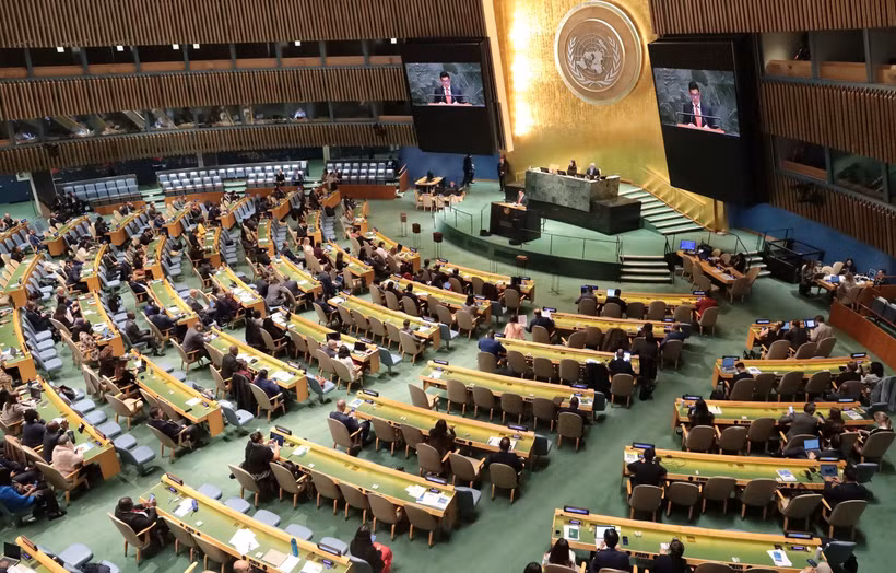 Vue de la session plénière visant à élire les membres du Conseil des droits de l'homme des Nations Unies pour le mandat 2026-2028. Photo: VNA