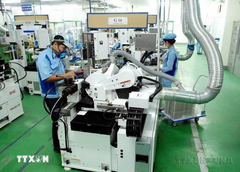 Au cours du premier semestre, l’indice de production industrielle (IPI) de Hanoi a progressé d’environ 5,9% en glissement annuel. Photo: VNA