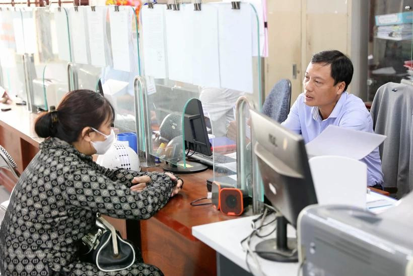 Les procédures administratives sont traitées rapidement et en toute transparence dans la commune de Thuy Vân, district de Thai Thuy, province de Thai Binh. Photo : VNA