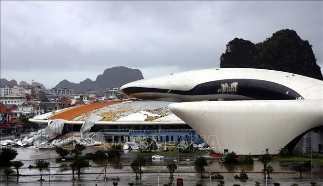 Le Palais de planification, foires et expositions de la province de Quang Ninh, dévasté par le typhon Yagi, en septembre 2024. Photo : VNA