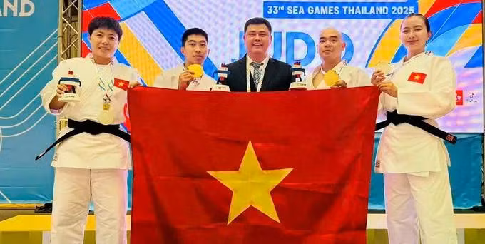 L'équipe vietnamienne de judo aux 33es Jeux d'Asie du Sud-Est, en Thaïlande.Photo: Délégation sportive vietnamienne)
