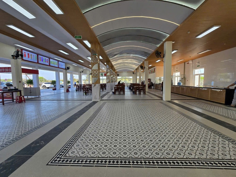 L'aire de repos située au km 205+92 fait partie du tronçon Vinh Hao – Phan Thiêt de l'autoroute Nord-Sud à l’Est. Photo : VNA