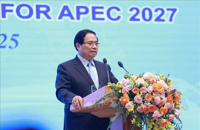 Le Premier ministre Pham Minh Chinh s’exprime lors de la cérémonie d’annonce de la création du Comité national de l’APEC 2027, à Hanoi, le 28 juillet. Photo : VNA