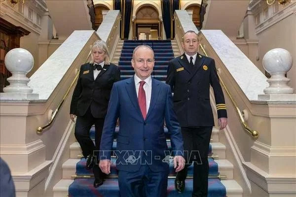 Le Premier ministre irlandais Micheál Martin (centre). Photo: Xinhua/VNA