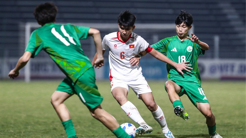 Le Vietnam s'impose sans coup férir face à Macao (Chine) lors de son quatrième match du groupe C des qualifications pour la Coupe d’Asie des moins de 17 ans de l’AFC 2026. Photo : VNA