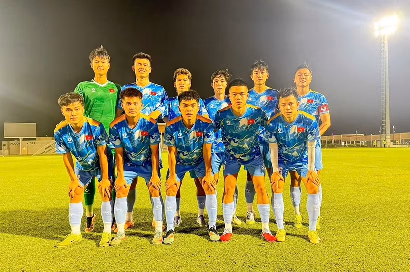 L'équipe U23 du Vietnam trébuche contre l'équipe U23 du Qatar lors de ses deux matches amicaux lors de son stage d'entraînement aux Émirats arabes unis.