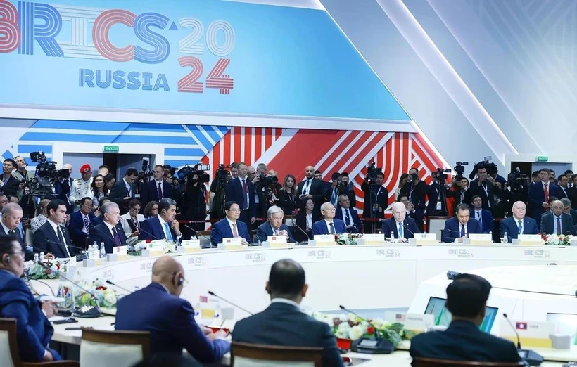 Le Premier ministre Pham Minh Chinh assiste et prononce un discours lors de la session plénière de la réunion réunion des BRICS+, à Kazan, en Russie, en octobre 2024. Photo: VNA