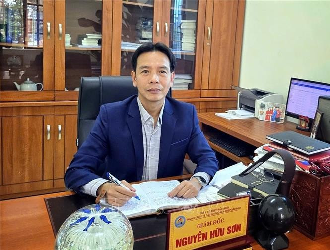 Nguyên Huu Son, directeur du Centre de santé des parcs industriels de la province de Bac Ninh. Photo : VNA
