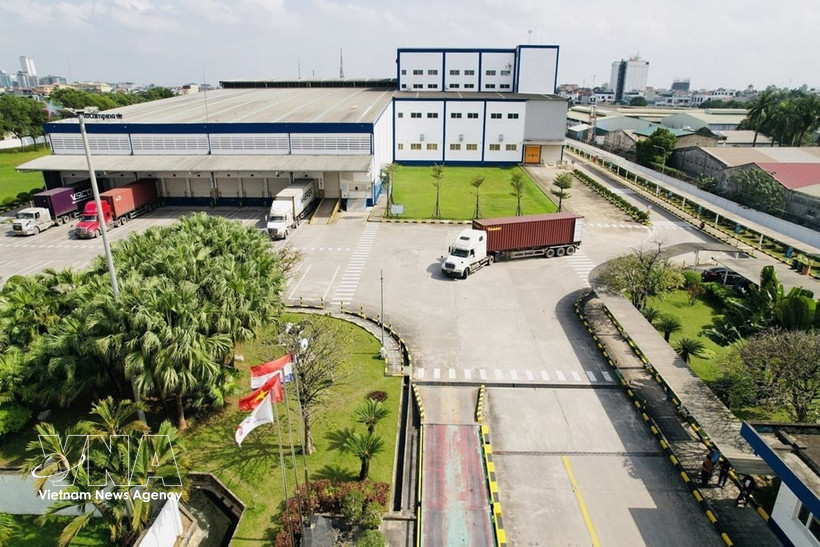 L'usine de FrieslandCampina à Ha Nam est l'une des pionnières en Asie à mettre en œuvre un modèle de production verte. Photo : VNA