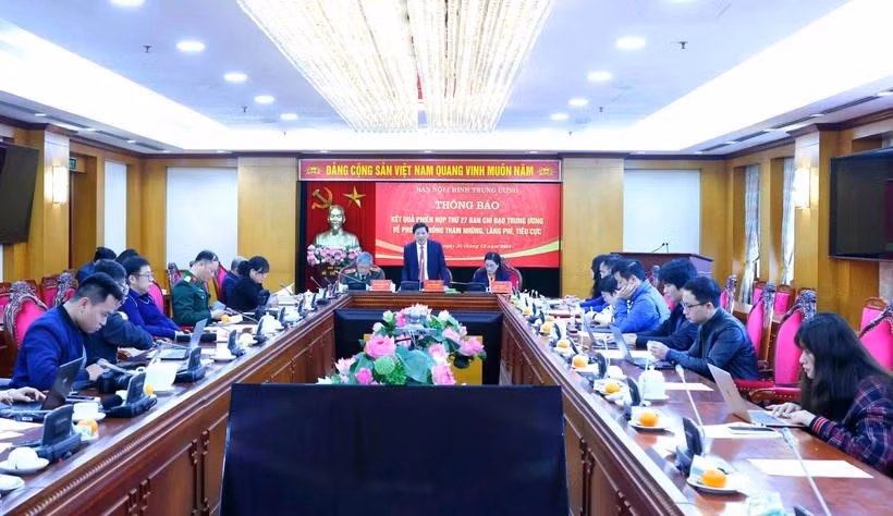 Conférence de presse de la Commission des affaires intérieures du Comité central du Parti, à Hanoi, le 31 décembre. Photo : VNA