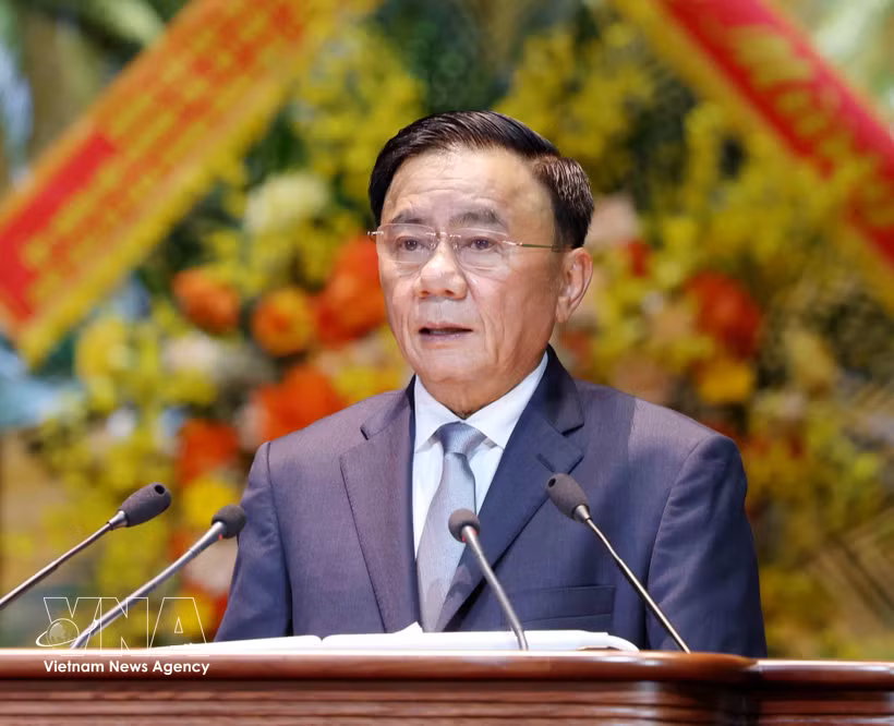 Trân Câm Tu, membre du Politburo et membre permanent du Secrétariat du Comité central du Parti, s’adresse au 9e Congrès national de la VNFU pour le mandat 2026-2031. Photo : VNA