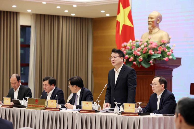 Le vice-ministre du Plan et de l’Investissement, Trân Quôc Phuong, lors de la conférence de presse régulière du gouvernement, à Hanoi, le 5 février. Photo: VNA