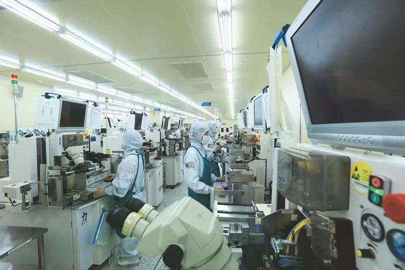 L'usine Hana Micron Vina 2 de la Sarl Hana Micron Vina, dans le Parc industriel de Vân Trung, situé dans le district de Viêt Yên, province de Bac Giang (Nord). Photo : VNA