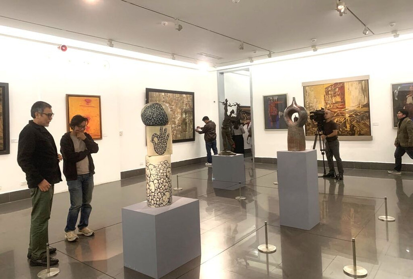 Trente œuvres sont exposées au public au Musée des beaux-arts du Vietnam. Photos: CVNN