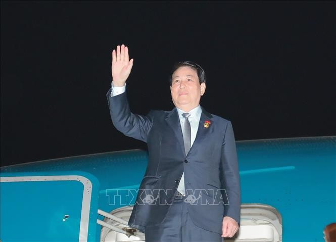 Le président vietnamien Luong Cuong quitte Pékin, concluant ainsi son voyage de travail en Chine. Photo : VNA