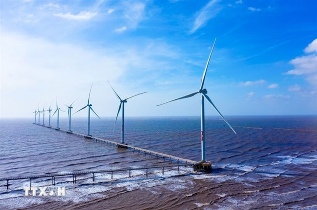 Éoliennes de la centrale éolienne offshore de Dông Hải, dans la province de Trà Vinh (Sud). Photo: VNA