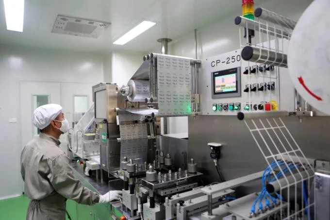 Production pharmaceutique dans les installations de Traphaco Hung Yên. Photo : Traphaco