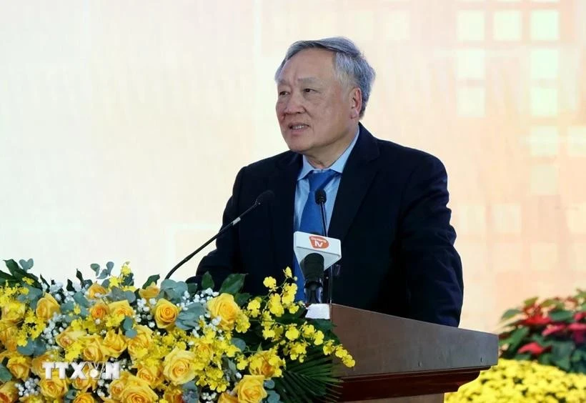 Le vice-Premier ministre Nguyên Hoa Binh s’exprime lors du séminaire, à Dà Nang, le 16 janvier. Photo : VNA