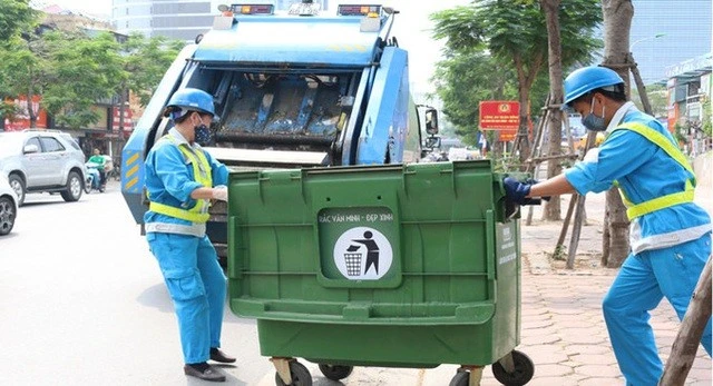 Les unités fournissant des services de collecte, de transport et de traitement de déchets doivent répondre aux exigences techniques et d’infrastructure conformément à la réglementation. Photo : VGP