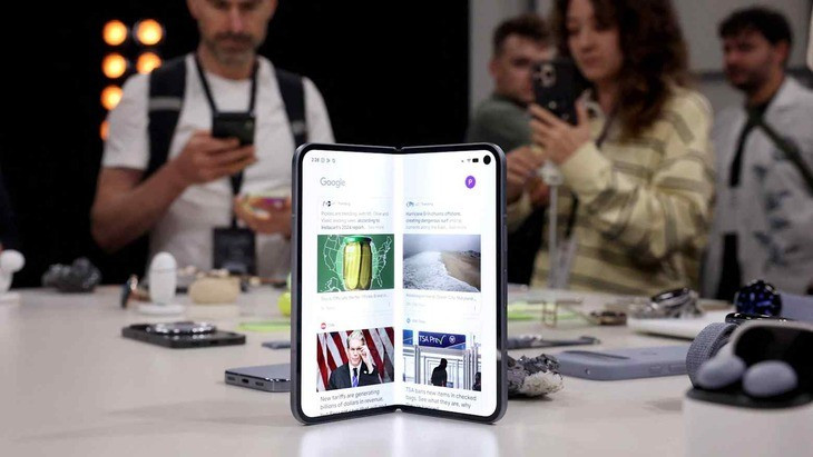 Google devrait commencer cette année à développer et à fabriquer des modèles de smartphones haut de gamme au Vietnam. Photo : Reuters