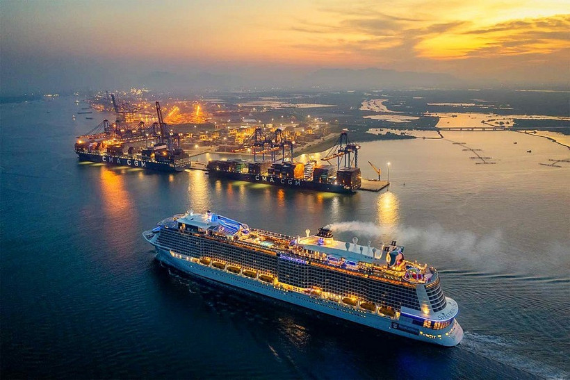 Des infrastructures de qualité, un réseau logistique en développement et une main-d’œuvre qualifiée à coûts compétitifs renforcent l'attractivité du Vietnam. Photo : thoibaotaichinhvietnam.vn