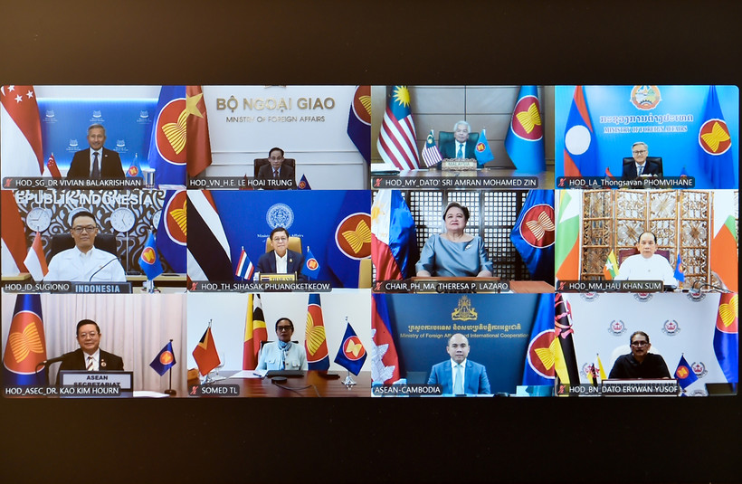 La réunion spéciale des ministres des Affaires étrangères de l'ASEAN sur la situation au Moyen-Orient se tient en ligne le 13 mars. Photo : Ministère vietnamien des Affaires étrangères