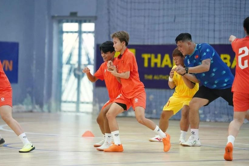 L'équipe nationale féminine de futsal du Vietnam s'entraîne pour la Coupe d'Asie féminine de futsal de l'AFC 2025. Photo : AFF