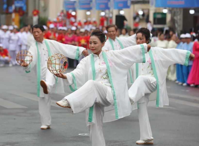 La silver économie inclut l’économie du bien-vieillir et la façon dont les entreprises se développent et innovent pour rendre service aux seniors. Photo d'illustration: VNA