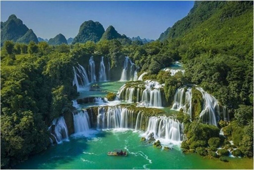 La cascade de Ban Giôc dans la commune de Dam Thuy, du district de Trung Khanh, province de Cao Bang. Photo: VNA