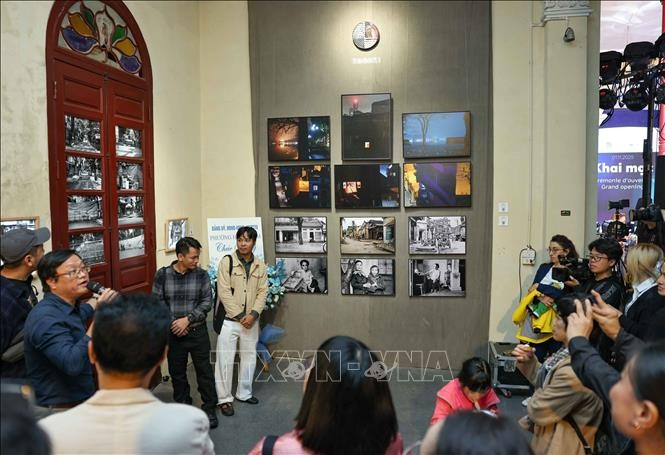 Photo Hanoi’25 – Biennale met en lumière la photographie mondiale et les échanges créatifs. Photo: VNA