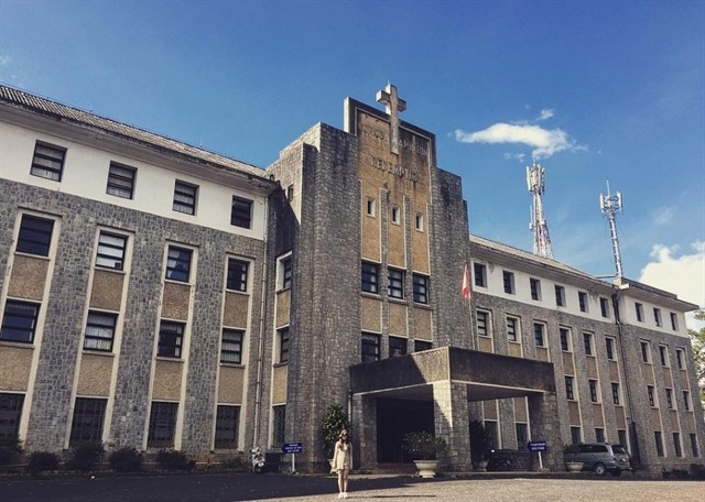 Dà Lat est une destination à privilégier qui vous fait frissonner pour Halloween. Photo : Booking.com