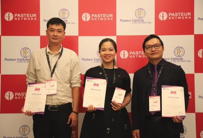 Trois médecins vietnamiens ont été nominés. Photo: SKDS