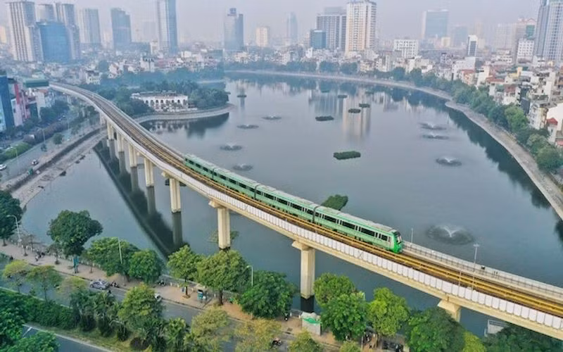 La partie aérienne de la ligne 3 du métro de Hanoï est aujourd’hui pleinement opérationnelle. Photo: vneconomy.vn