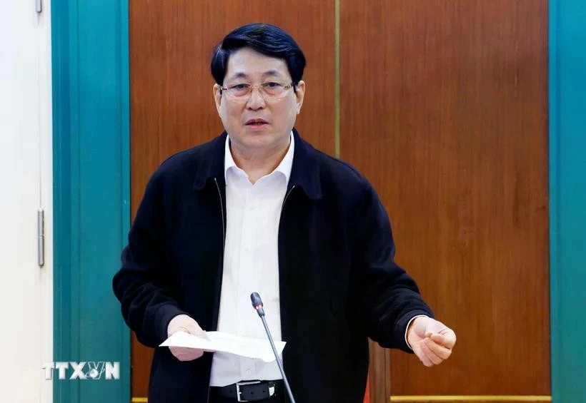 Le président Luong Cuong s’exprime lors de la séance de travail avec le Bureau présidentiel, le 11 février. Photo : VNA