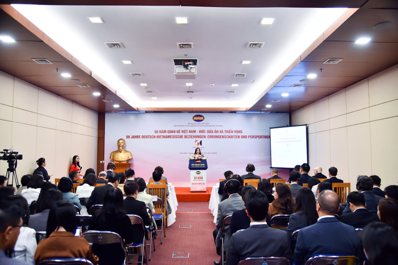 Vue d’ensemble du séminaire, à Hanoi, le 17 décembre. Photo : VNA